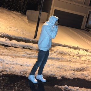 Meet your Posher, Angel